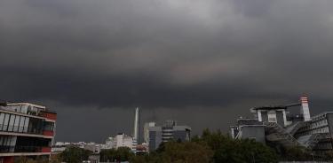 Fuertes lluvias se dejaron caer desde la tarde-noche de este viernes sobre la Ciudad de México./