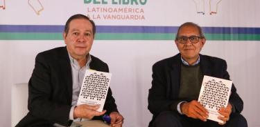 Presentación del libro Posverdad, Populismo y Pandemia de Raúl Trejo Delarbe en la feria del libro en el Zócalo capitalino