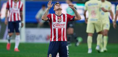 Cristian Calderón de Guadalajara implora a los Dioses del Estadio