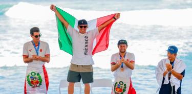 Cleland es el segundo mexicano con título mundial después de Jhony Corzo