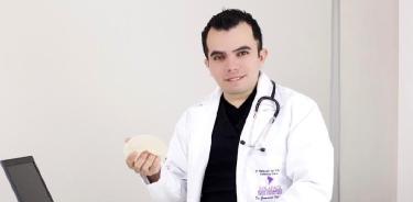 Gamaliel Valdés Román, médico cirujano.