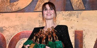 La actriz y directora Paola Cortellesi con sus premios David di Donatello