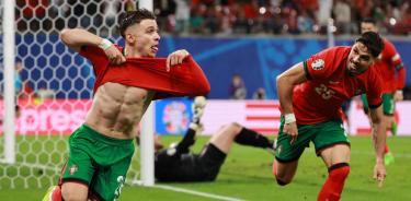 Francisco Conceiçao celebra el segundo de Portugal.