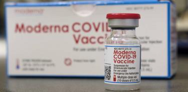 Cofepris alerta de venta ilegal de vacuna contra COVID-19 de Moderna