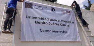 La entrega de becas a estudiantes de las UBBJ “es universal, y no debe condicionarse”