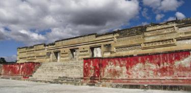 Daños por el temblor en Mitla, Tlatelolco y Catedral