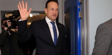 Dimite el primer ministro irlandés ante el bloqueo para formar Gobierno