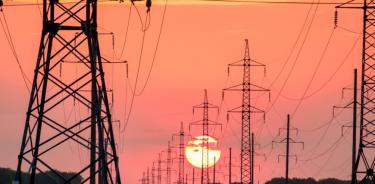 Empresarios piden al Congreso frenar reforma eléctrica