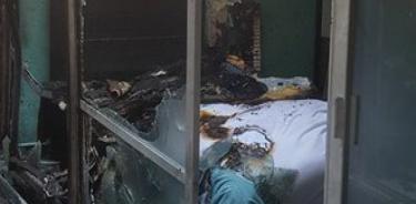 Se incendia taller de hojalatería en la Roma; departamentos vecinos quedan inhabitables