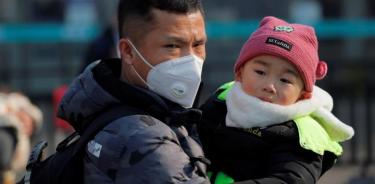 Sube a 54 el número de muertes por coronavirus en China