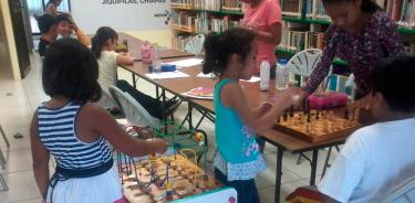 Llega la biblioteca comunitaria a Chiapas con 400 libros