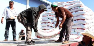 Hallan irregularidades graves en la entrega de fertilizantes