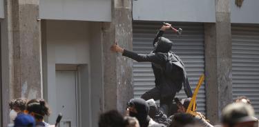 Protesta contra abuso policial, excusa para saqueos y destrozos en la CDMX
