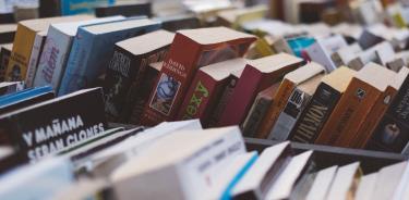 “Los libros también requieren mantener una sana distancia en la pandemia