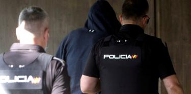 Envían a prisión a 3 de seis detenidos en España por el asesinato homófobico de Samuel