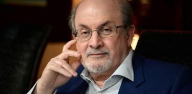 El realismo ya no es apropiado para describir el mundo actual: Salman Rushdie