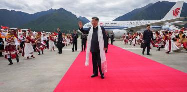 Xi Jinpìng reafirma la soberanía china sobre Tíbet con una histórica visita