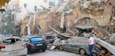 Más de cien desaparecidos y 200 mil personas sin casa tras la explosión en Beirut
