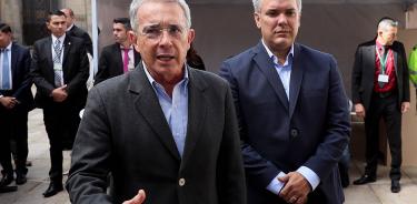La fiscalía de Duque pide al juez cerrar la causa por manipulación de testigos contra Uribe
