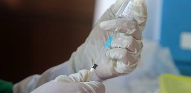 Vacuna COVID de Pfizer y BioNTech muestra robusta respuesta inmunológica