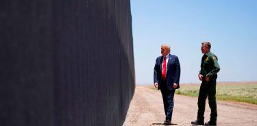 Corte de EU prohíbe a Trump desviar 2 mil 500 millones del Pentágono al muro