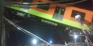 Imágenes y video del descarrilamiento del metro de la CDMX en la estación Olivos de la linea 12