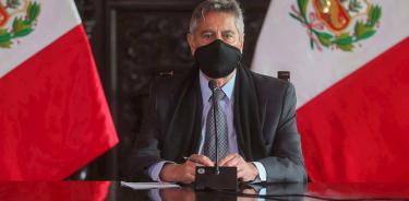 Presidente saliente de Perú destaca 
