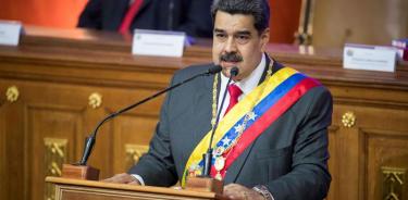 Maduro ordena comenzar la venta de petróleo en la criptomoneda Petro