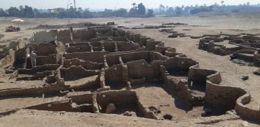 Egipto encuentra la ciudad perdida de Luxor, de hace 3 mil años, en perfecto estado