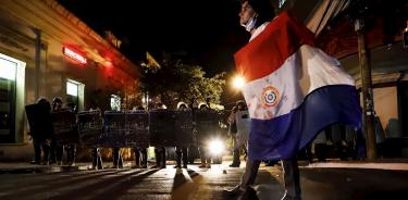 Disturbios por la crisis de la COVID-19 fuerzan a Abdo Benítez a reformar su gobierno