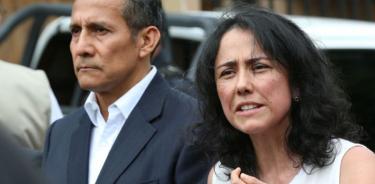 Acusan a Humala y a su esposa de recibir 16 millones de dólares en sobornos