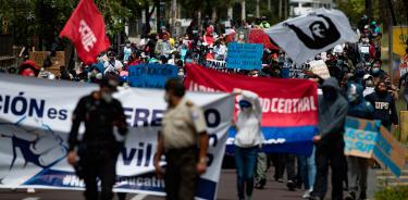 Protestan estudiantes en Ecuador por recorte a las universidades
