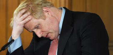 Boris Johnson y su secretario de Sanidad dan positivo