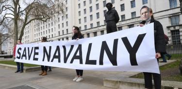 EU advierte a Rusia de que habrá consecuencias si Navalni muere