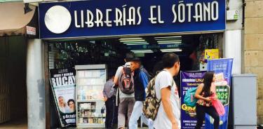 Urge que declaren a librerías como sector esencial, dice Rodrigo López