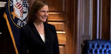 El Senado de EU confirma a Barrett como jueza de la Corte Suprema una semana antes de las elecciones