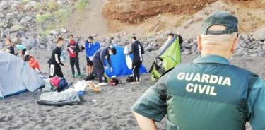 Desalojan a 62 de playa en Tenerife que buscaban contagiarse de COVID-19