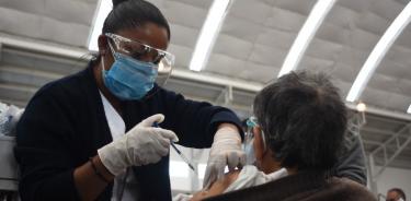 Ecatepec: estas son las fechas y sedes para vacunar a personas de 50 a 59 años