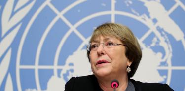 Bachelet llama a seguir aumentando el número de mujeres en la política