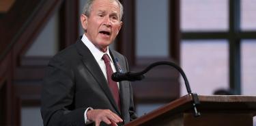 George W. Bush acusa al Partido Republicano de ser “aislacionista” y “nativista”