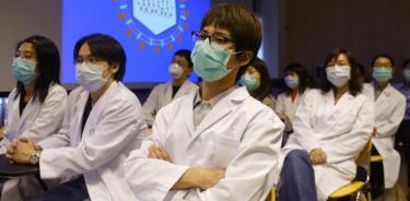 Podrían ser más de mil los chinos infectados por nuevo coronavirus