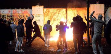 Dublín pide calma ante el aumento de los disturbios sectarios en Irlanda del Norte