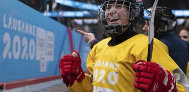 Monarca de hockey sobre hielo competirá en el mundial