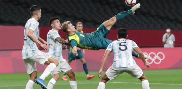 Argentina cae en su debut olímpico ante la selección de futbol de Australia