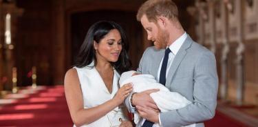 El príncipe Harry y Meghan anuncian que abandonan la familia real