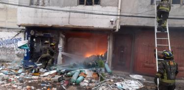 Una persona muerta por explosión en tienda de gas medicinal en CDMX