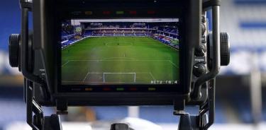 Gobierno británico autoriza a Premier League renovar contrato de TV