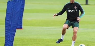 Cristiano Ronaldo rompe aislamiento y entrena en Estadio de Madeira