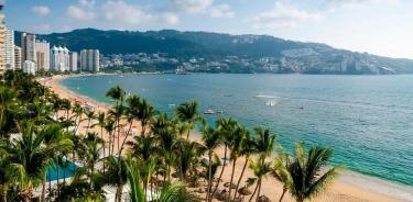 Restringe Guerrero actividades turísticas para contener rebrote de COVID; busca evitar cierre de playas