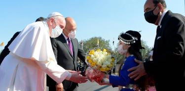 Papa Francisco inicia visita histórica a Irak; pide paz para todo Oriente Medio